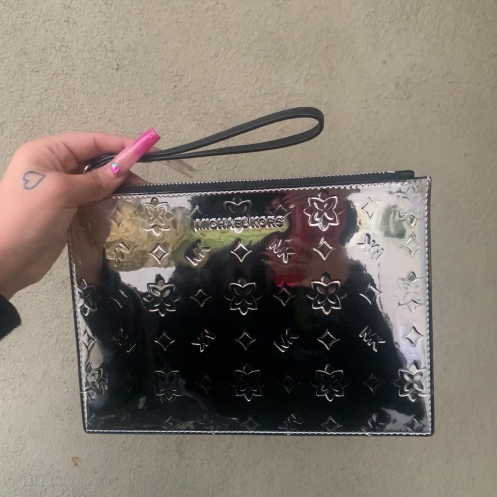 Michael Kors Wristlet